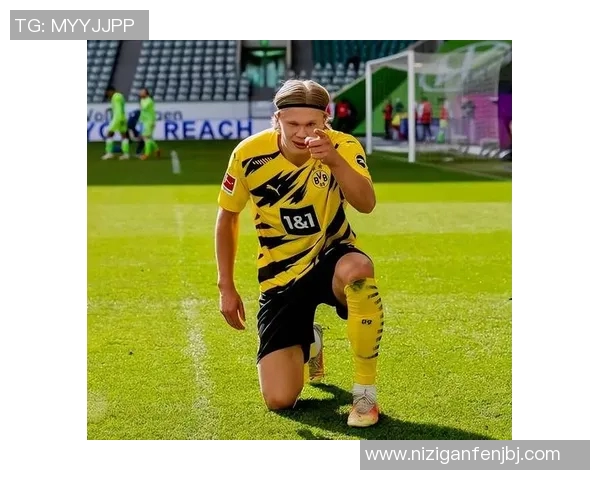 足球明星神相拟揭秘他们的独特魅力与场上风采的完美结合