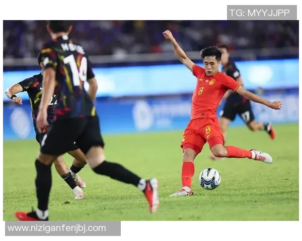 杭州足球队的拼搏历程与杯赛荣耀的背后故事