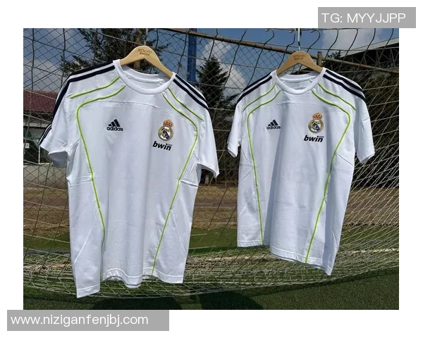 球衣背后的故事男足球明星与他们的名字传奇 球衣背后的故事男足球明星与他们的名字传奇